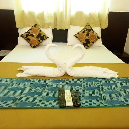 Hotel Mahalaxmi Panvel Ngoại thất bức ảnh